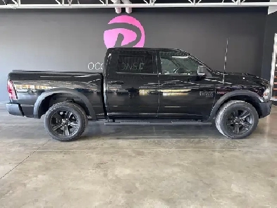 2022 Ram 1500 Classic Warlock 20'' ATTACHE REMORQUE 4X4 MARCHE P Image# 1