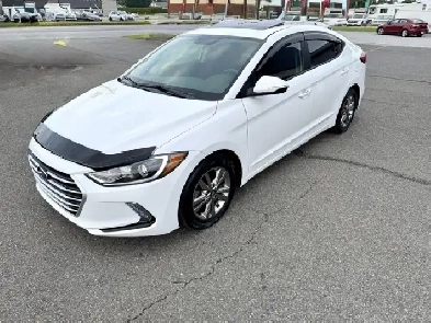2018 Hyundai Elantra GLS toit ouvrant automatique 61,169 Image# 1