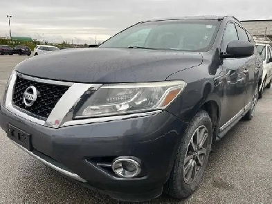2013 Nissan Pathfinder SV Image# 1
