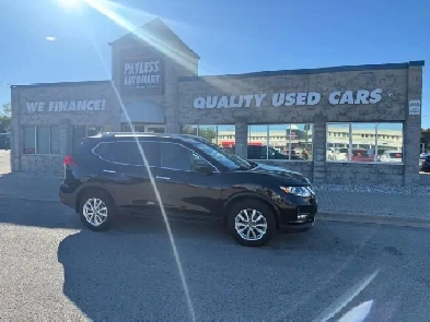 2017 Nissan Rogue SV Image# 1