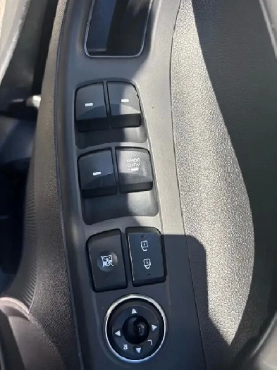 2015 Hyundai Elantra GL Image# 1