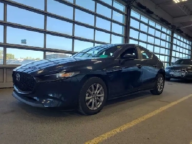 2025 Mazda 3 GS HATCH/AUTO/GS/44KM! Image# 1
