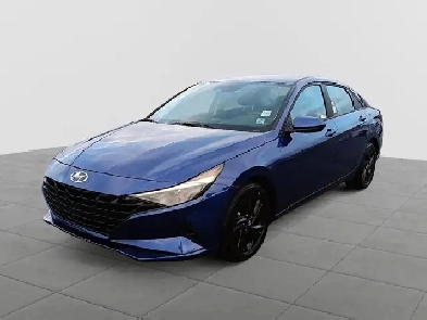 2023 Hyundai Elantra Preferred Preferred | Reduced | Apple Ca... Image# 1
