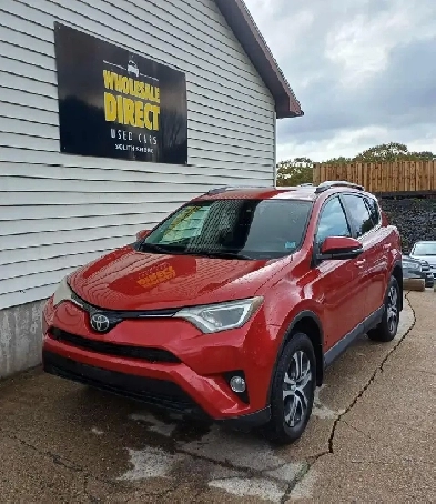 2017 Toyota RAV4 LE AWD Image# 1
