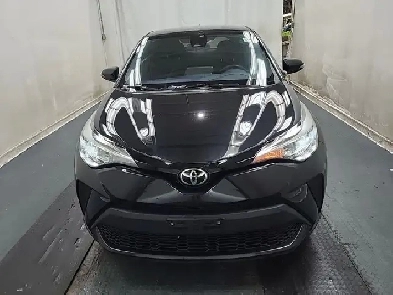 2021 Toyota C-HR XLE Image# 1