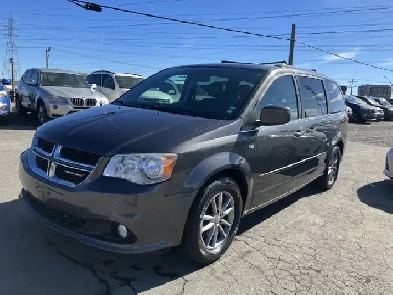 2014 Dodge Grand Caravan 30th Anniversary Image# 1