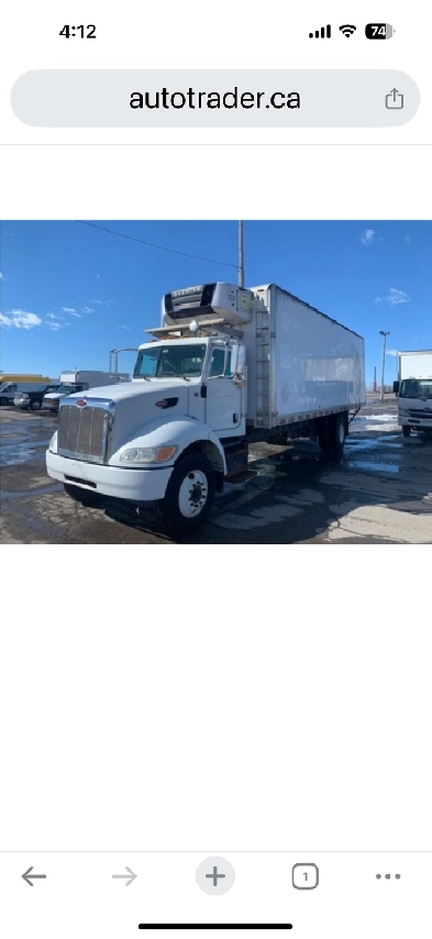 2008 PETERBILT 335 26 ft Truck Image# 1
