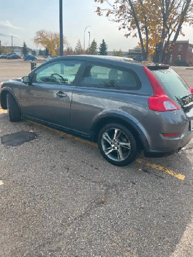 Volvo C30 T5 - 2013 – Turbocharged 6-Speed Manual Image# 1