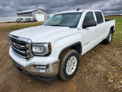 2017 GMC Sierra 1500 Crew Cab 4X4 SLE 5.3L - Clean Title Image# 1