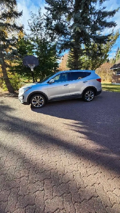 2013 Hyundai Sante Fe LTD Image# 1