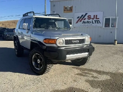 2007 Toyota FJ Cruiser Image# 1