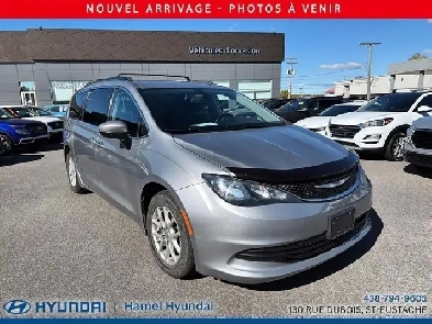 2019 Chrysler Pacifica TOURING Image# 1
