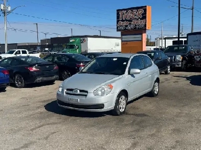 2009 Hyundai Accent L, AUTO, HATCH, ONLY 70,000KM, GAS SAVER, CE Image# 1