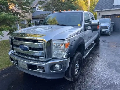 2016 Ford F-350 Diesel 4x4 Crew 8’ box Image# 1