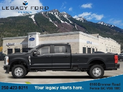 2025 Ford Super Duty F-350 SRW XLT Image# 1