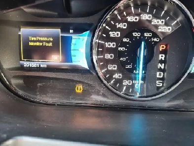2013 Ford Edge need remove TPMS Image# 1