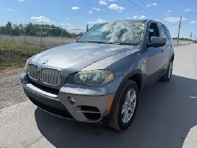 2011 BMW X5 50i Image# 1