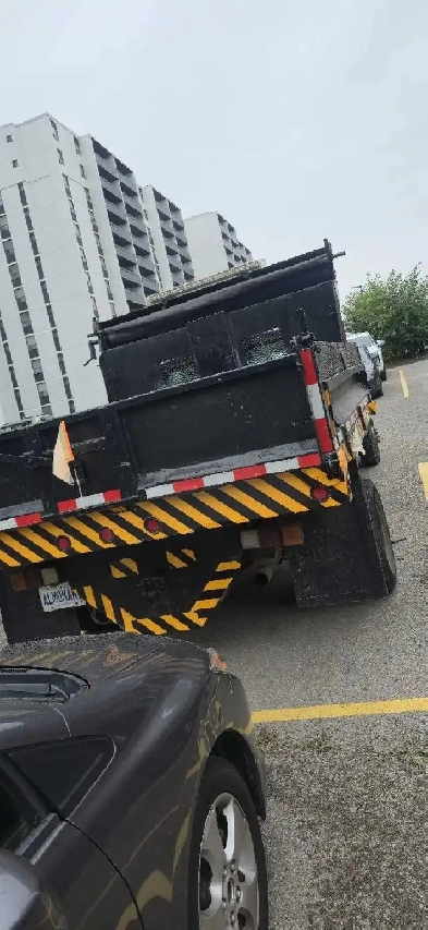 2002 Chevy 3500 DIESEL DUMP TRUCK | READY FOR SNOW Image# 1