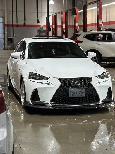 Lexus is300 f sport 2018 Image# 1