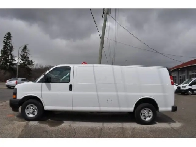 2020 Chevrolet Express 2500 Extended, V6, Fully loaded. 3 to cho Image# 1
