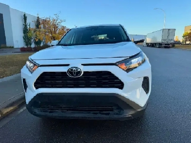 2024 Toyota Rav4 Low Mileage Image# 1