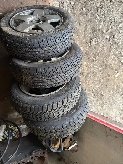 snow tires 195/65r15 Image# 1