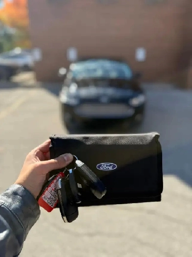 2016 Ford Fusion SE Image# 1