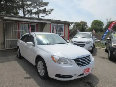2014 Chrysler 200 LX Image# 1