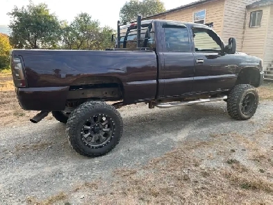 2004 gmc serria Image# 1