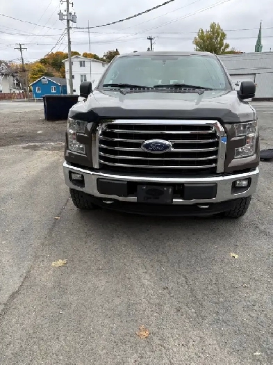 FORD CREW CAB, 4X4, 5 LITER Image# 1