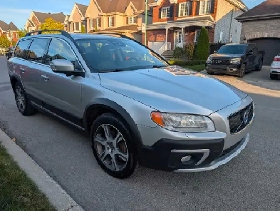 2015 XC70 T6 Image# 1