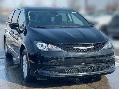 2024 Chrysler Grand Caravan SXT | Heated Seats | Remote Start Image# 1