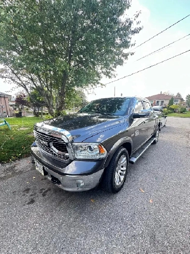 Ram long horn Laramie Image# 1