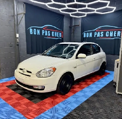 2011 Hyundai Accent GL Sport Image# 1