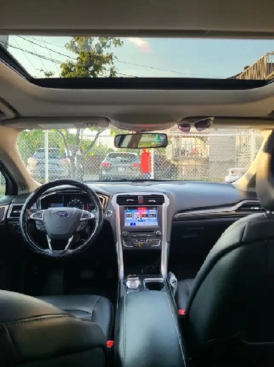 2017 Ford Fusion Hybrid Image# 1