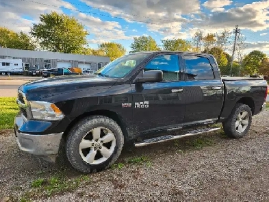 2016 dodge ram 1500 .5.7L. hemi.SLT.  low km. Image# 1
