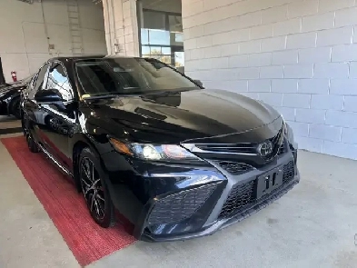 2022 Toyota Camry Image# 1