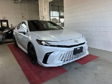 2025 Toyota Camry Image# 1