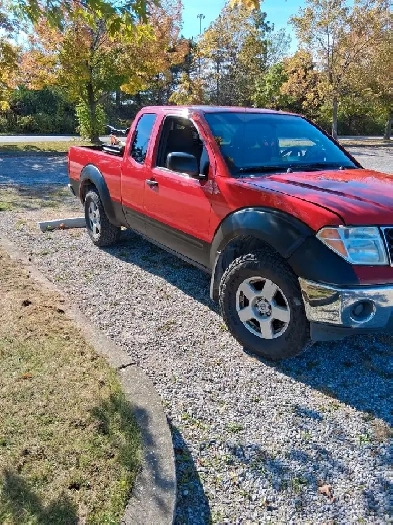 2006 nissan frontier Image# 1