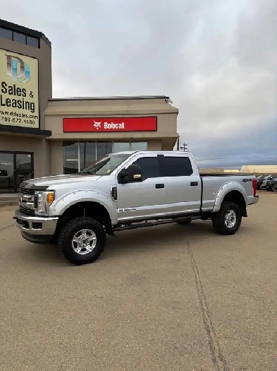 2017 Ford F-350 XLT Powerstroke Deleted Image# 1