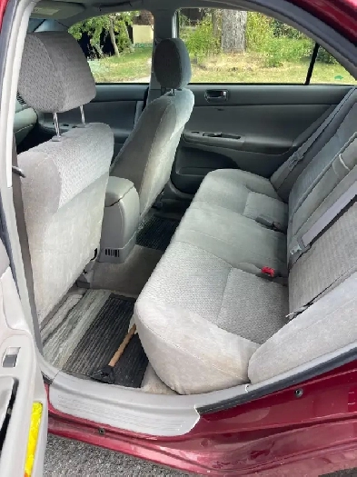 2002 Toyota Camry LE V6 Image# 1