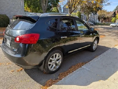 NISSAN ROGUE   SV  AWD  2011  199 000  KM Image# 1