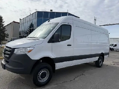 2023 Mercedes-Benz Sprinter 2500 170-in. WB Image# 1