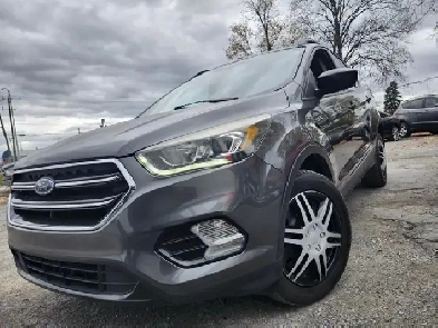 2017 Ford Escape SE W NAVI GARANTIE 1 ANS Image# 1