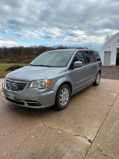 2014 Chrysler Town & Country Touring Stow n Go Image# 1