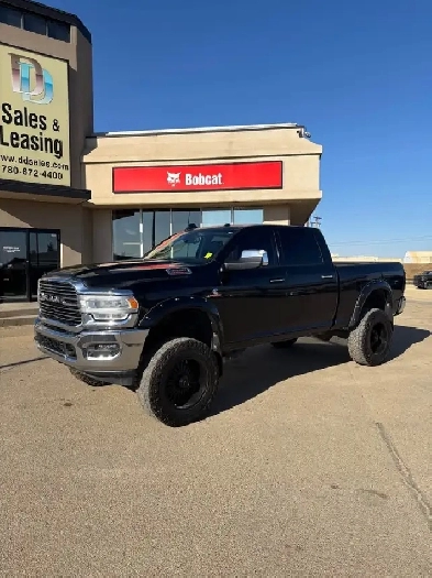 2022 Ram 3500 Laramie Cummins Deleted Image# 1