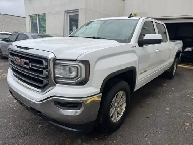 2018 GMC Sierra 1500 SLE V8 4X4 AUTOMATIQUE FULL AC MAGS CAMERA Image# 1