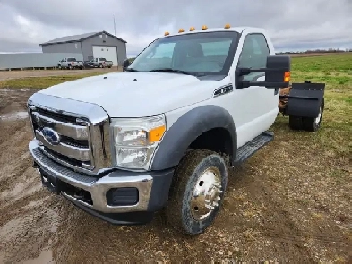 2011 Ford F550 Reg Cab Dually 4X4 XLT 6.7L - Clean Title Image# 1