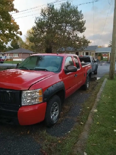 2011 Chevy Silverado Image# 1