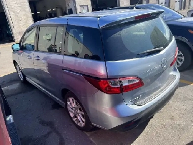 Mazda   5 Image# 1